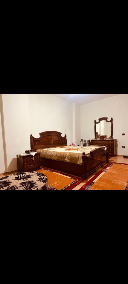 Tirane, jepet me qera apartament 2+1 Kati 2, 95 m² 390 € (rruga jodran misja)