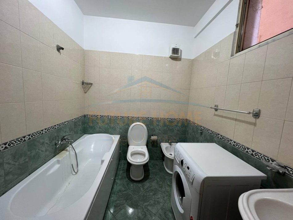 Durres, shitet apartament 2+1 Kati 2, 113 m² 215.000 € (Don Bosko)