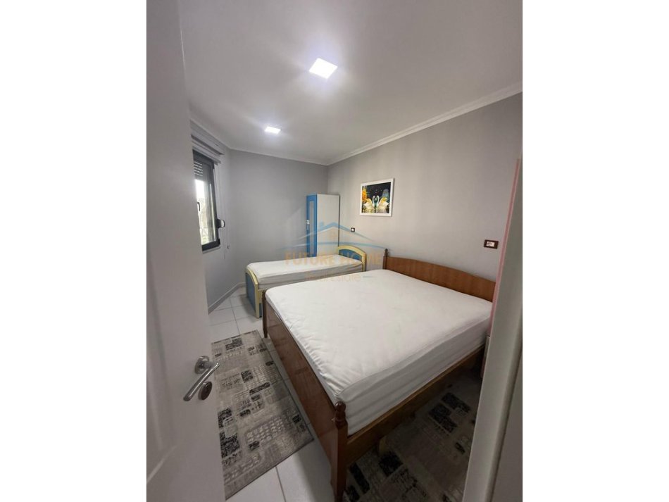 Tirane, jepet me qera apartament 1+1 Kati 5, 60 m² 450 € (Don Bosko)