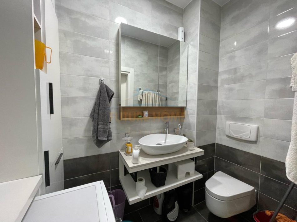 Tirane, jap me qera apartament 2+1 Kati 3, 73 m² 750 € (21 Dhjetori)