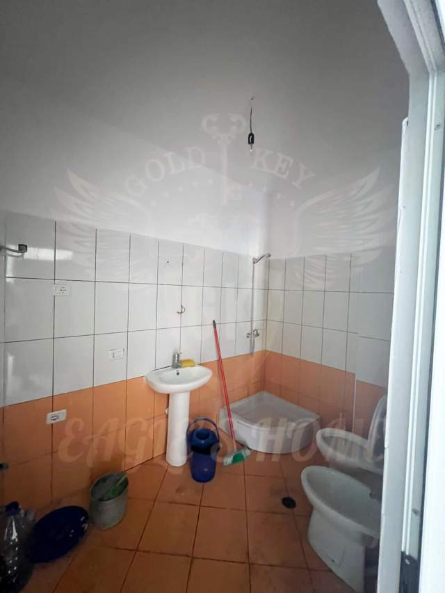 Durres, shes apartament 1+1+BLK Kati 6, 58 m² 38.000 Euro (Shkembi Kavajes,Rruga Dytsore)