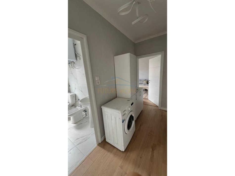 Tirane, shitet apartament 1+1+Ballkon Kati 5, 50 m² 70.000 € (kongresi manastirit)