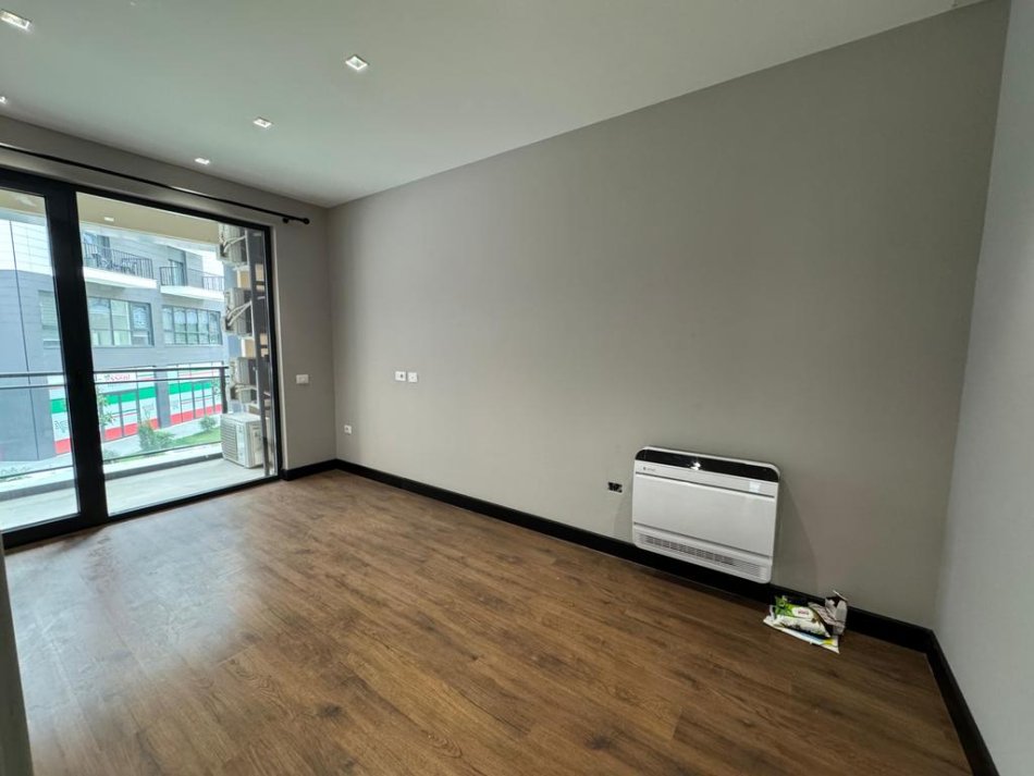 Tirane, jepet me qera apartament Kati 1, 115 m² 1.400 € (Rruga e Kosovareve)