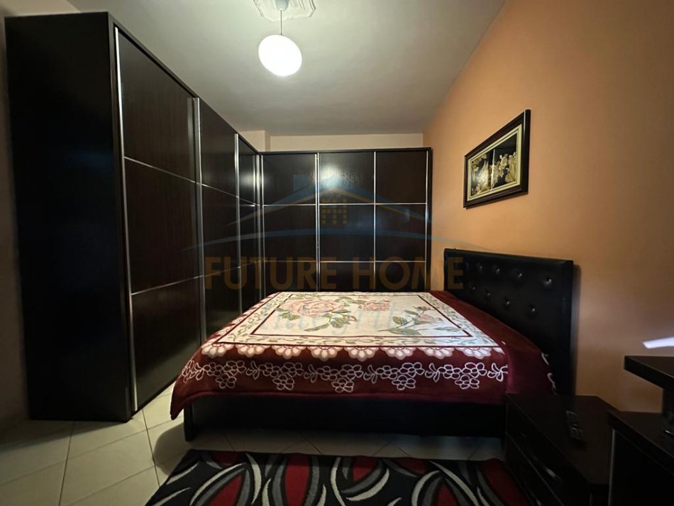 Tirane, shes apartament 3+1 Kati 1, 134 m² 120.000 € (FRESK)