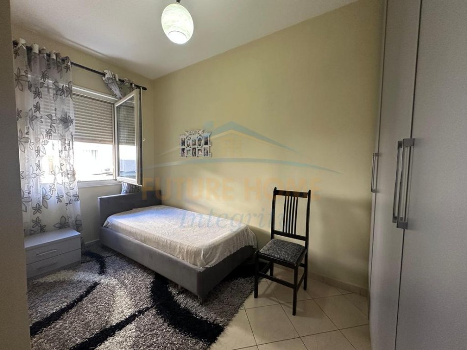 Tirane, shes apartament 3+1 Kati 1, 134 m² 120.000 € (FRESK)