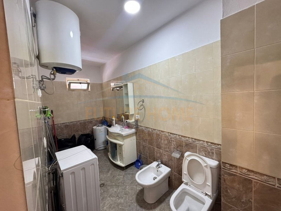 Tirane, shitet apartament 2+1 Kati 5, 95 m² 155.000 € (Unaza e re)