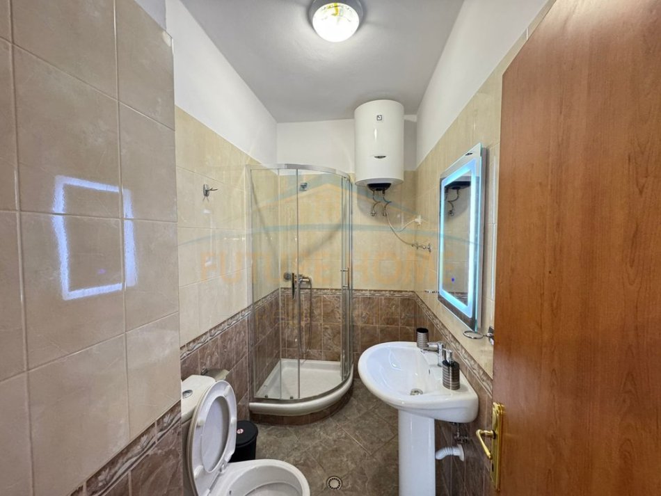 Tirane, shitet apartament 2+1 Kati 5, 95 m² 155.000 € (Unaza e re)