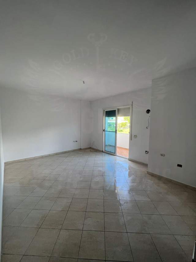 Durres, shes apartament 1+1+BLK Kati 6, 58 m² 38.000 Euro (Shkembi Kavajes,Rruga Dytsore)