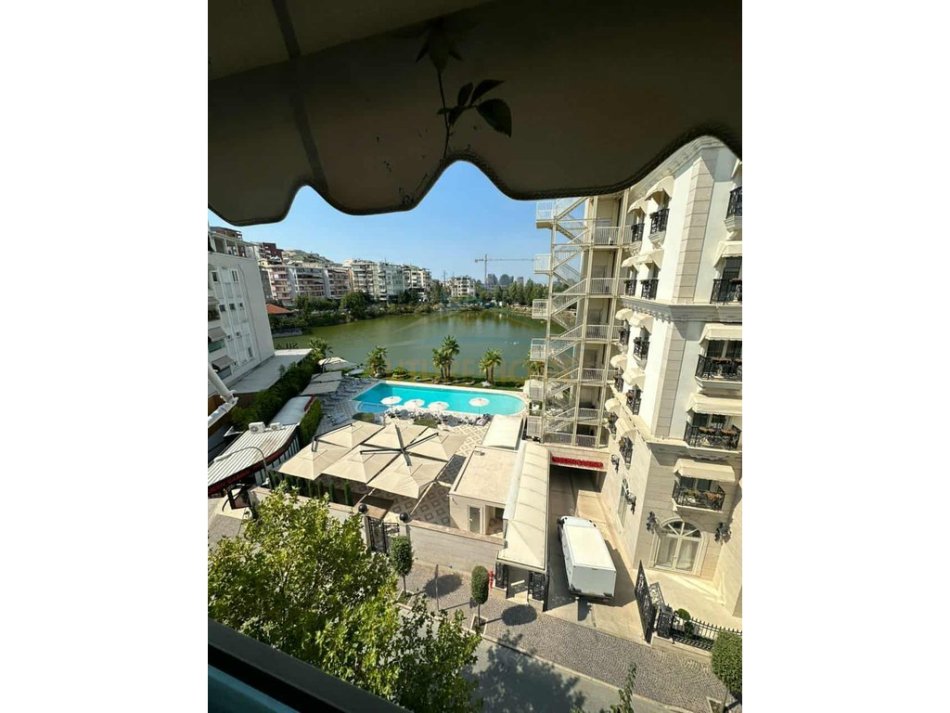 Tirane, jepet me qera apartament 3+1 Kati 4, 134 m² 1.200 € (LIQENI THATE)   UNA52764