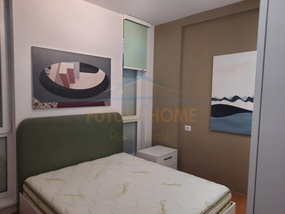 Tirane, jap me qera apartament 2+1 Kati 3, 90 m² 750 € (RRUGA E KAVAJES)
