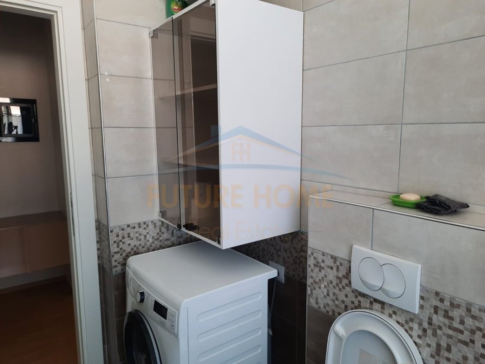 Tirane, jap me qera apartament 2+1 Kati 3, 90 m² 750 € (RRUGA E KAVAJES)