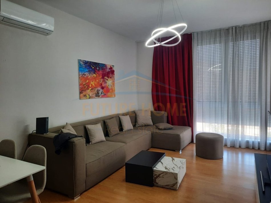 Tirane, jap me qera apartament 2+1 Kati 3, 90 m² 750 € (RRUGA E KAVAJES)