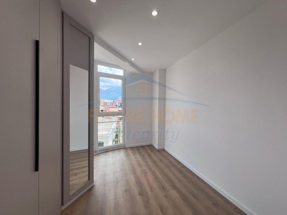 Tirane, shitet apartament 2+1+Ballkon Kati 4, 78 m² 195.000 € (PAZARI RI)   AL51505