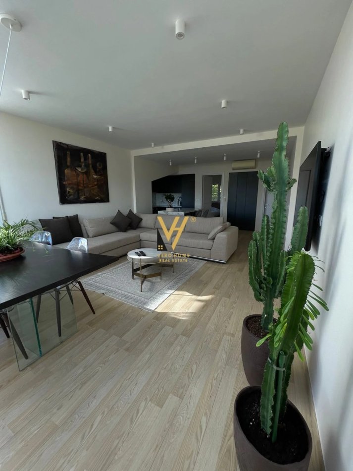 Tirane, shitet Apartament 2+1+2+Ballkon Kati 0, 130 m² 420.000 € (TEG)