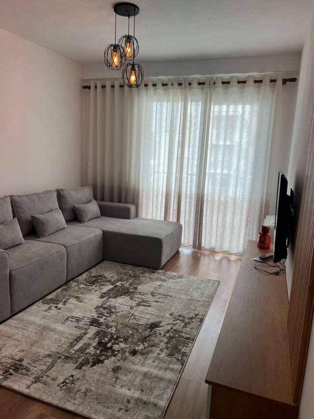 Tirane, jepet me qera apartament 1+1+BLK Kati 3, 70 m² 40.000 Leke (ASTIR VILA L)