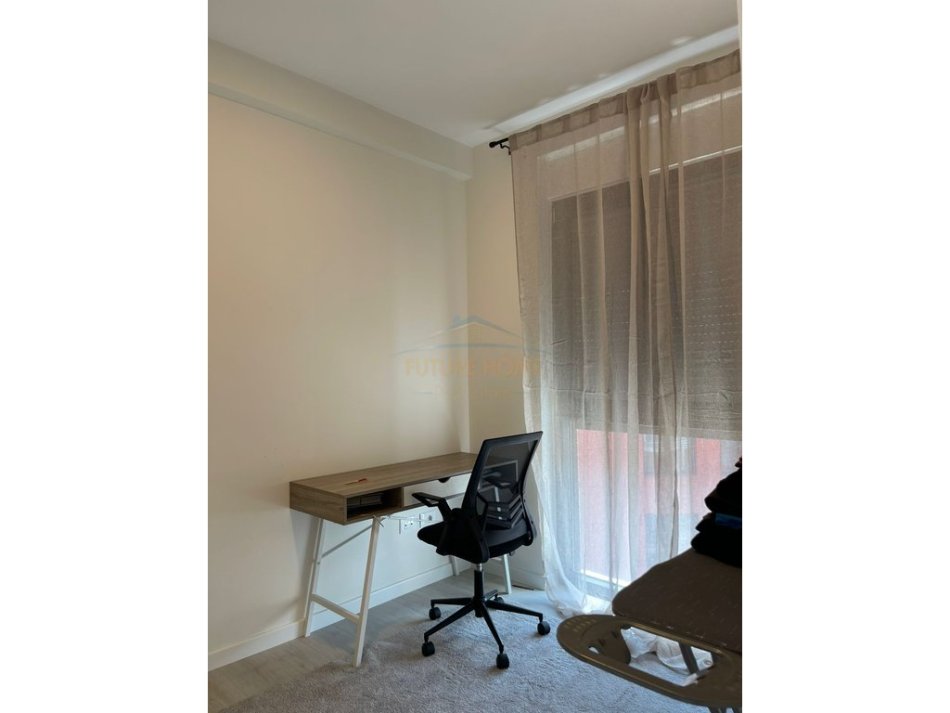 Tirane, jap me qera apartament 1+1 Kati 5, 87 m² 800 € (KODRA E DIELLIT 1)