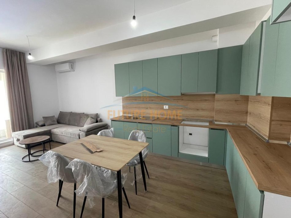 Tirane, jap me qera apartament 1+1 Kati 5, 55 m² 400 € (ALIDEMI)