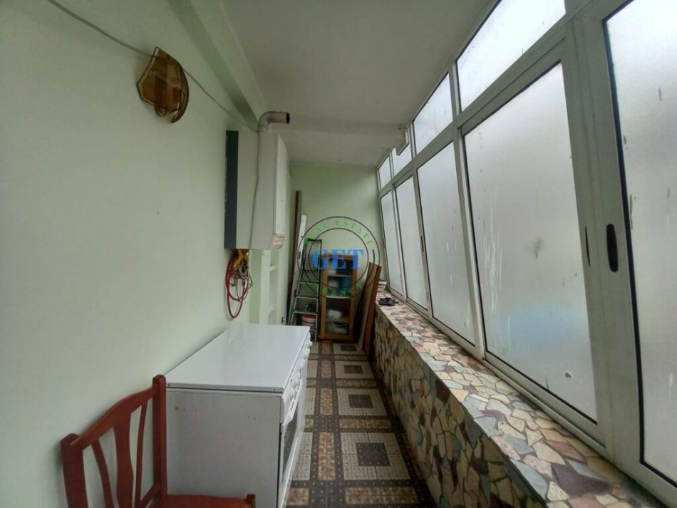 Durres, shitet apartament 3+1+Ballkon Kati 2, 145 m² 160.000 € (Tregu Fshatar)