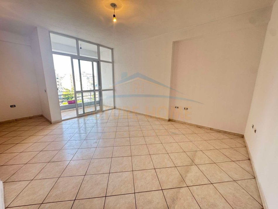 Tirane, shitet apartament 2+1 Kati 5, 117 m² 141.000 € (UNAZA RE)   UNA52909