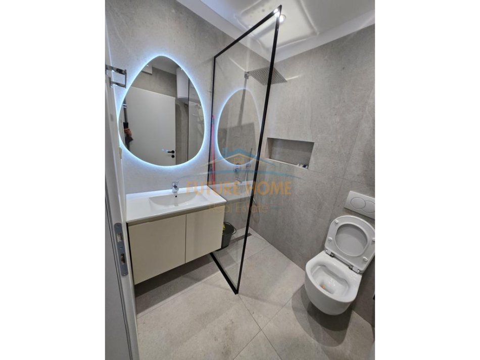 Tirane, jap me qera apartament 1+1 Kati 5, 45 m² 600 € (MYSLYM SHYRI)