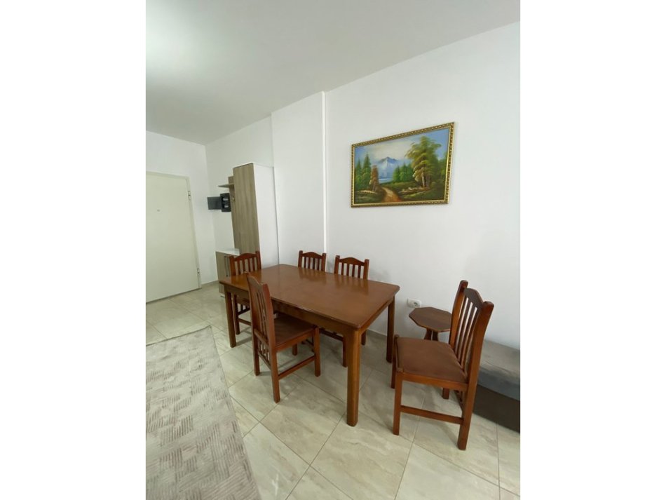 Tirane, jap me qera apartament 2+1 Kati 2, 81 m² 650 € (KOMUNA E PARISIT)