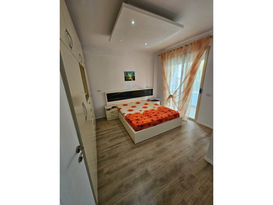 Tirane, shes apartament 2+1 Kati 4, 79 m² 120.000 € (Fresku, Tiranë)