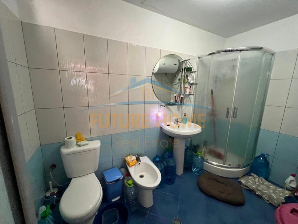 Tirane, shitet apartament 2+1 Kati 6, 88 m² 102.000 € (Rruga Kristof Kissi)