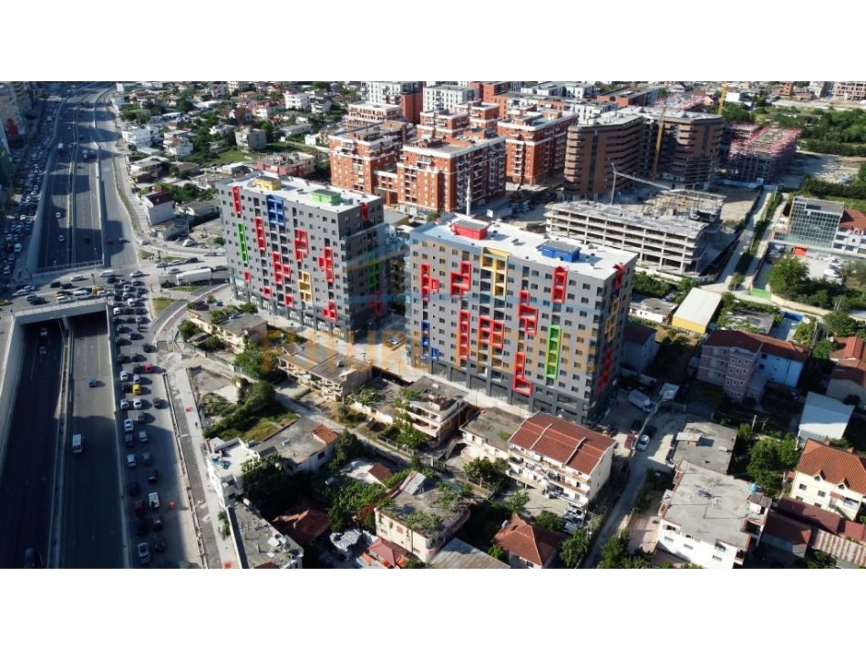 Tirane, shitet apartament 2+1 Kati 10, 111 m² 178.000 €   UNA53118
