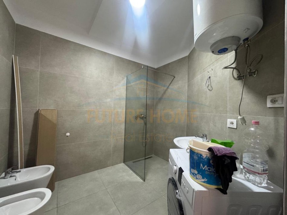 Tirane, jap me qera apartament 2+1 Kati 1, 76 m² 550 € (KODRA E DIELLIT)