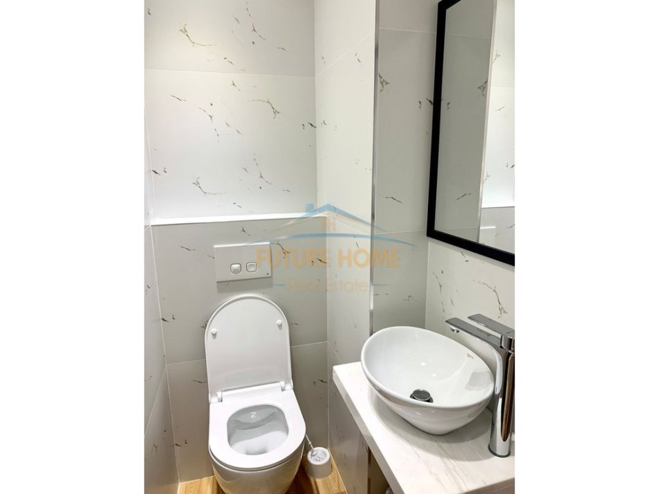 Tirane, shitet garsonier 1+1 Kati 4, 43 m² 143.000 € (mine peza)