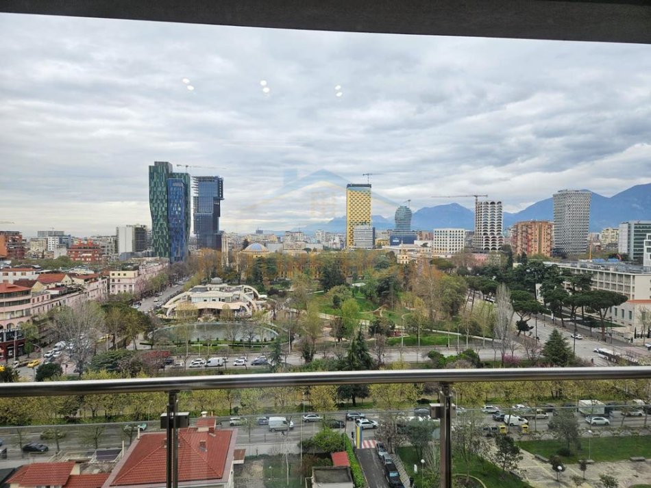 Tirane, jepet me qera ambjent biznesi Kati 11, 167 m² 3.000 € (DONIKA KASTRIOTI (BLLOKU))   UNA53207