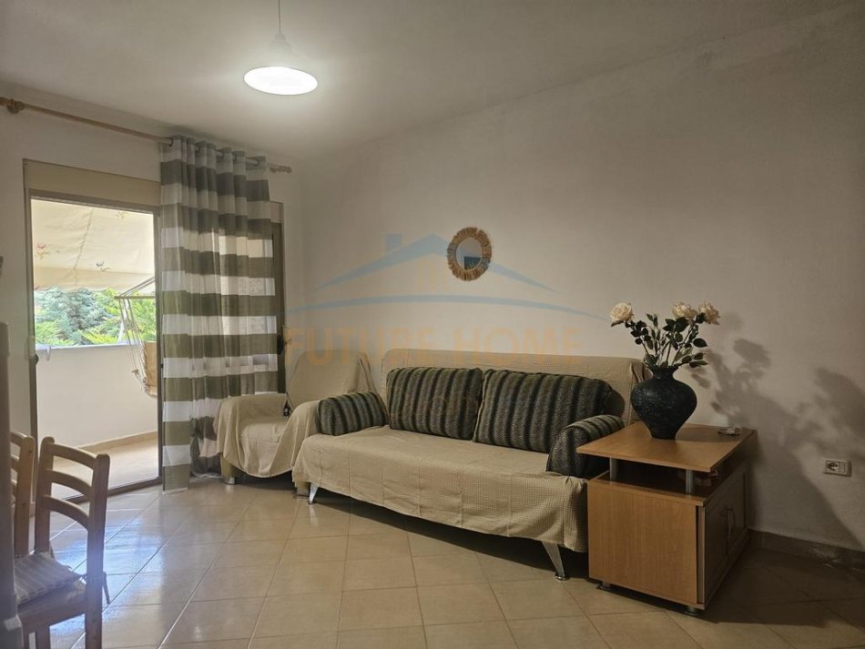 Durres, jepet me qera apartament 1+1+Aneks , 65 m² 320 € (Golem)