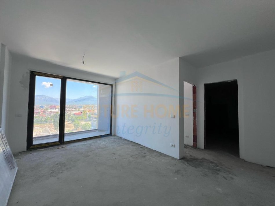 Tirane, shitet apartament 1+1 Kati 6, 65 m² 97.500 € (DOGANA)  AL40359