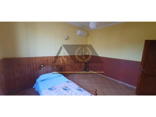 Tirane, jap me qera shtepi 2 Katshe Kati 1, 130 m² 500 Euro