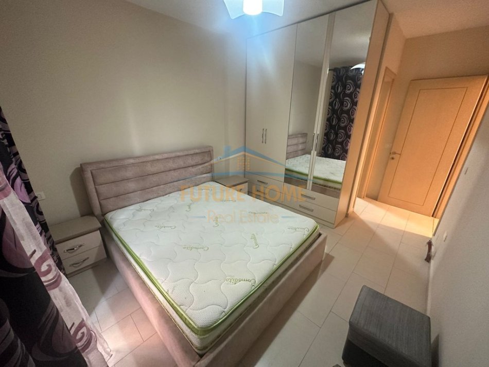 Tirane, jepet me qera apartament 2+1 Kati 3, 110 m² 500 € (Unaza e Re)