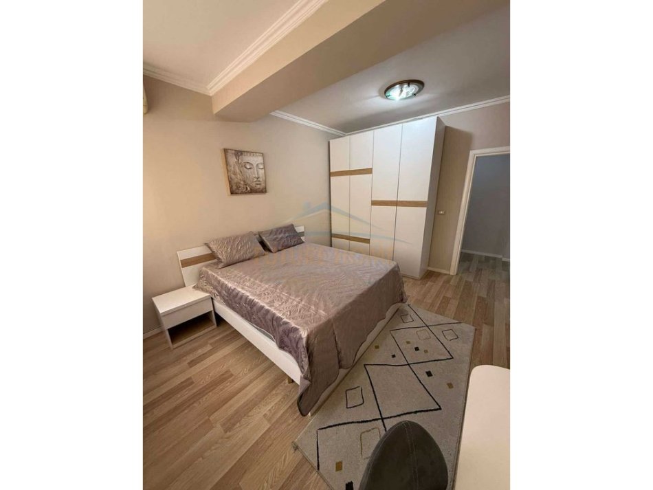Tirane, shitet apartament 2+1 , 98 m² 320.000 € (rruga Abdyl Frasheri)