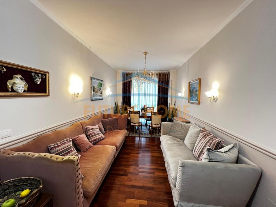 Qera – Apartament 2+1+Post Parkim Kopshti Zoologjik – 1,000 €