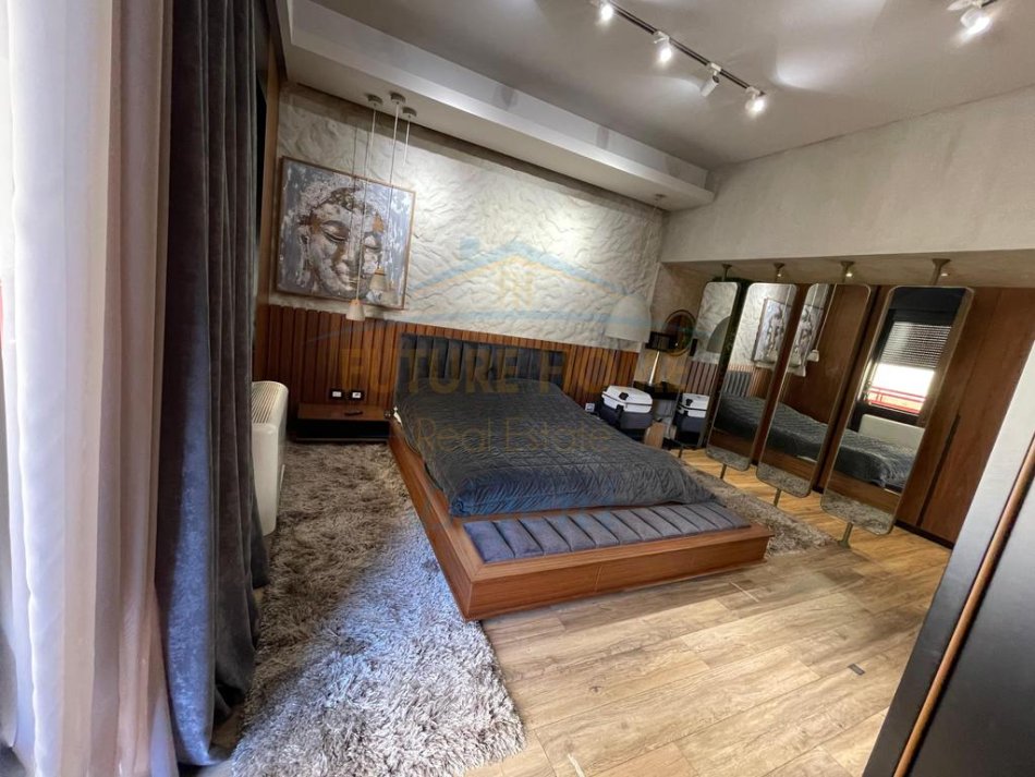 Qera, Duplex 3+1+3, Liqeni i Thate, Tiranë.