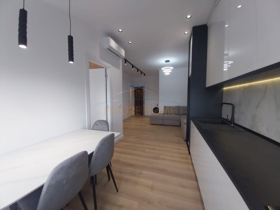 Shitet, Apartament 1+1, Don Bosko, Tiranë.