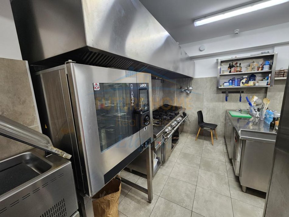 Tirane, jepet me qera bar-resorant Kati 0, 110 m² 1.750 € (Residenca Kodra e Diellit 1)