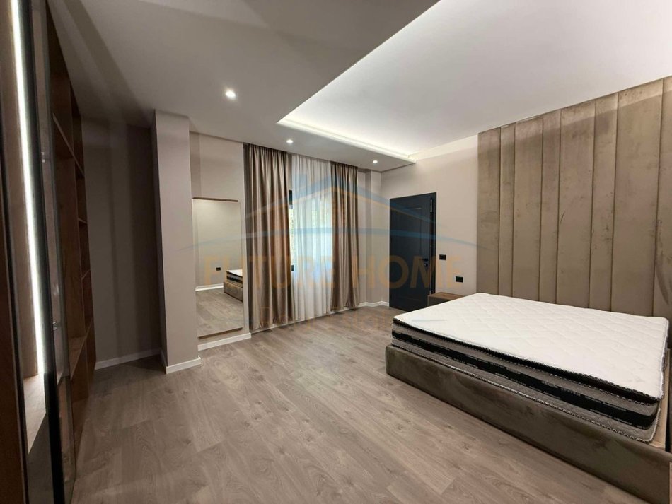 Tirane, shitet 1+1 Kati 0, 140.000 € (liqeni i thate)
