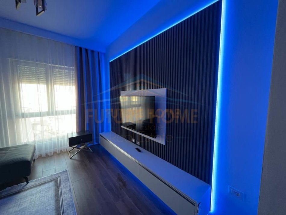 Tirane, shitet apartament 1+1 Kati 10, 71 m² 210.000 € (RRUGA BARRIKADAVE)  PRM53608