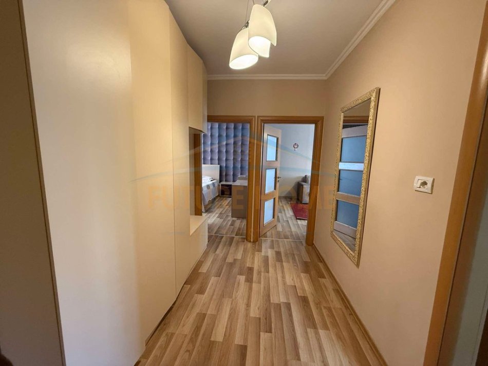 Tirane, shitet apartament 1+1 Kati 3, 59 m² 128.000 € (Perballe Delijorgjit)  UNA53627