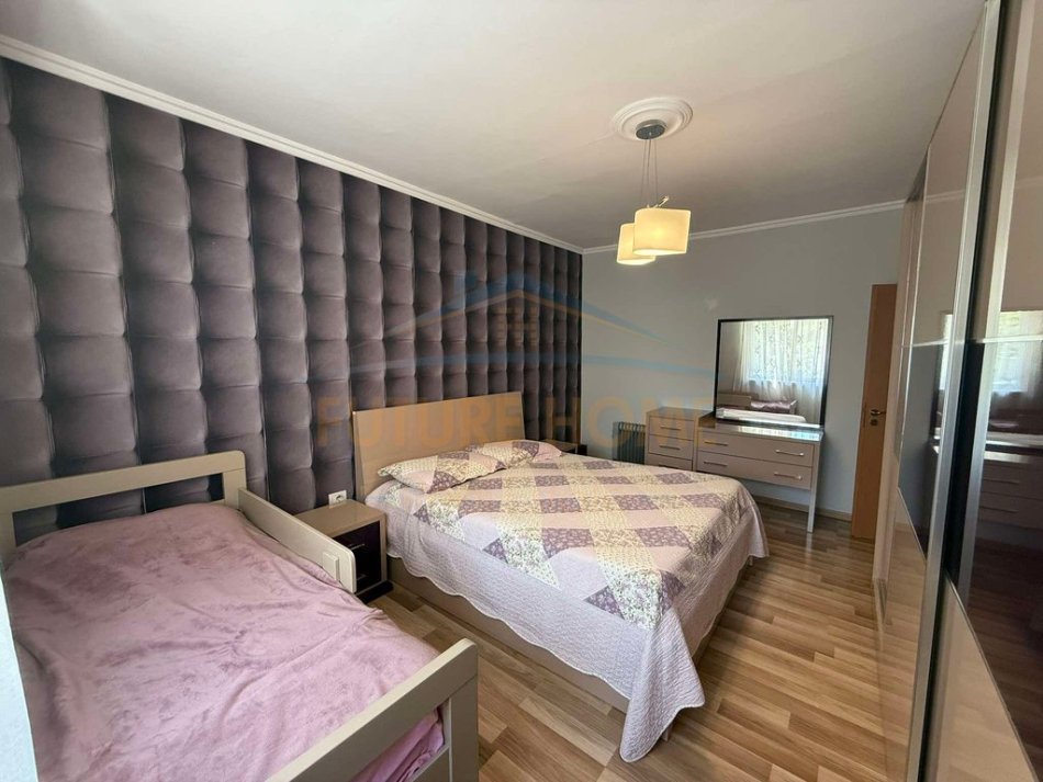 Tirane, shitet apartament 1+1 Kati 3, 59 m² 128.000 € (Perballe Delijorgjit)  UNA53627