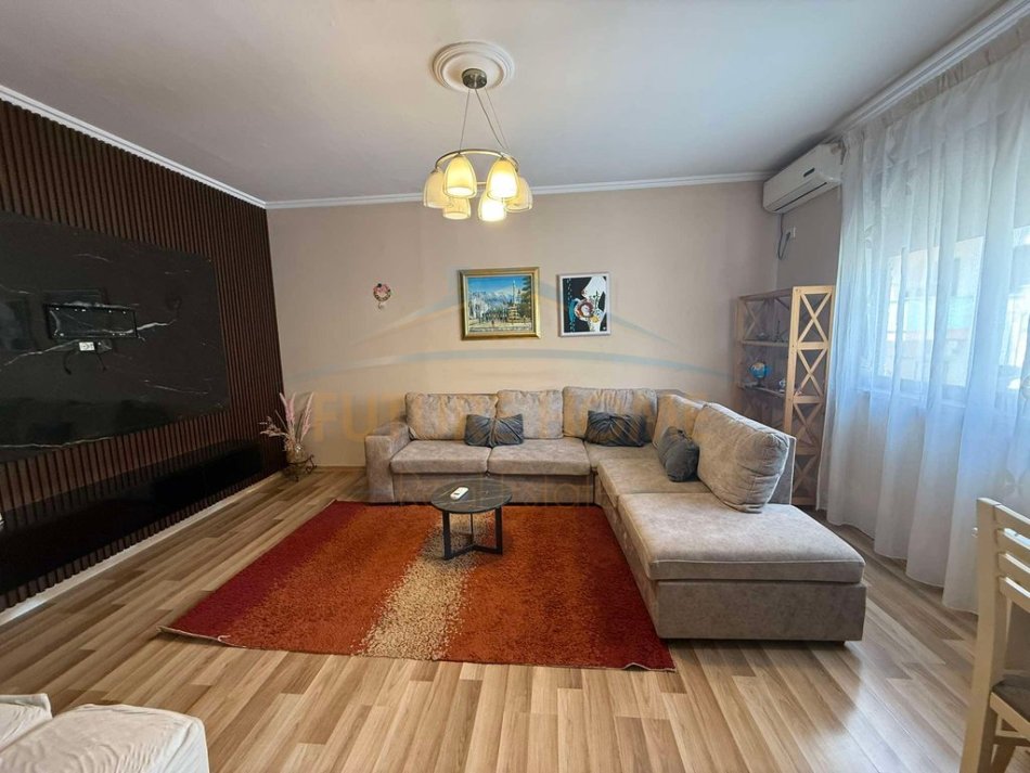 Tirane, shitet apartament 1+1 Kati 3, 59 m² 128.000 € (Perballe Delijorgjit)  UNA53627