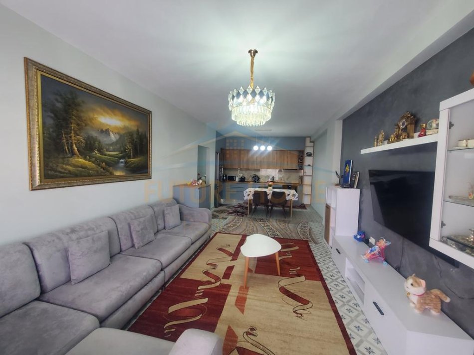 Tirane, shes apartament 2+1 Kati 1, 112 m² 112.000 €