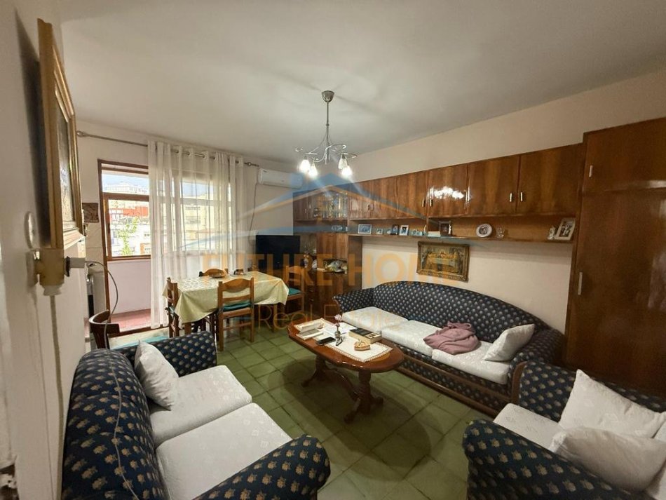 Tirane, shes apartament 2+1 Kati 5, 68 m² (Rruga Mine Peza)