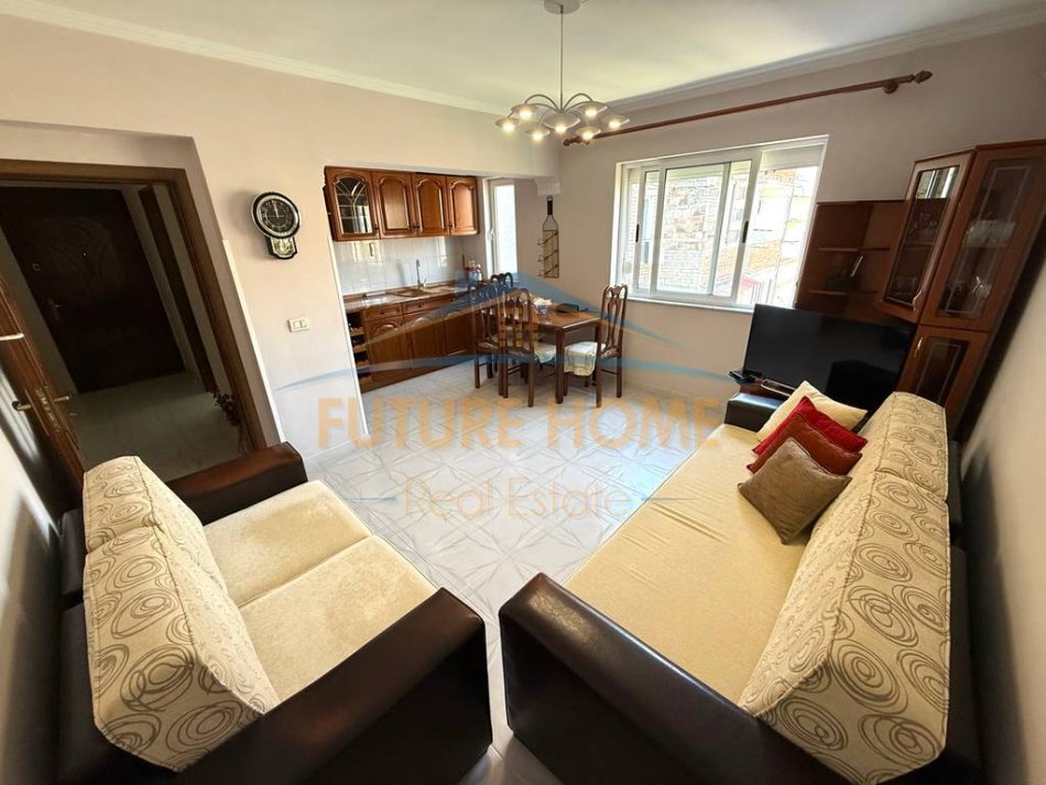 Tirane, shes apartament 1+1 Kati 4, 57 m² (&quot;Irfan Tomini&quot;.)