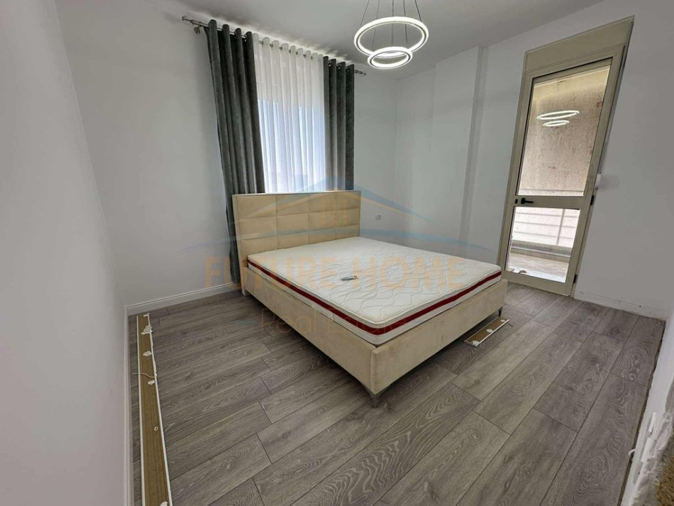 Tirane, shitet apartament 2+1+Ballkon Kati 8, 95 m² 150.000 € (VILA L)   UNA53702