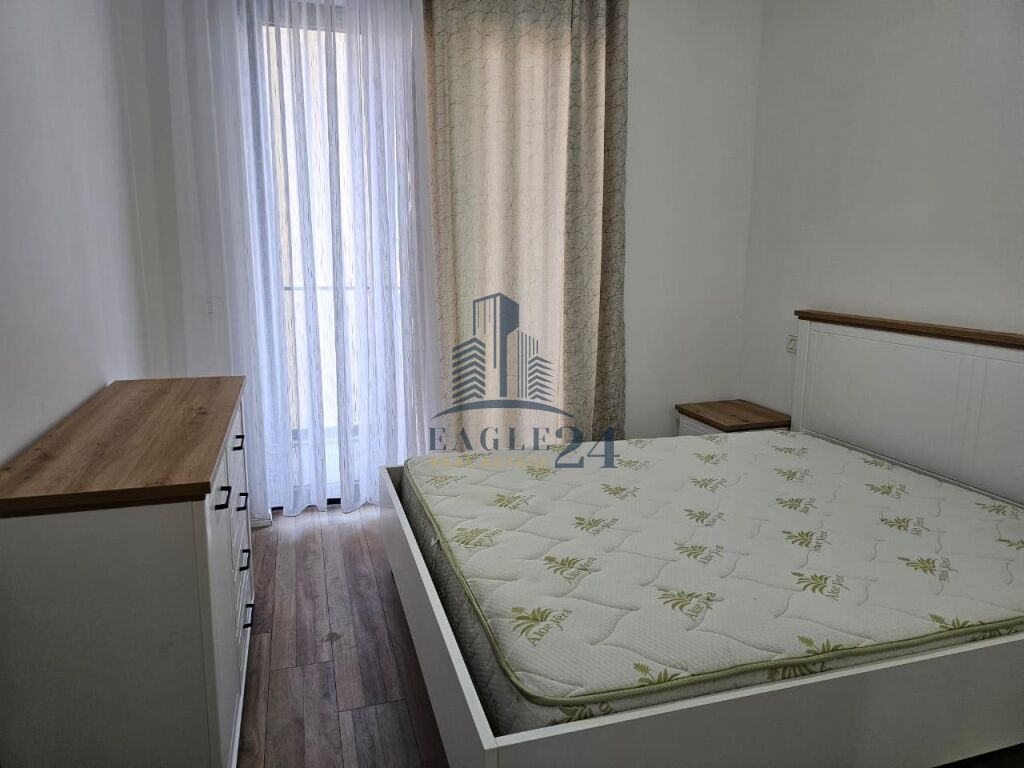 Jepet me Qera Apartament 1+1 ne Astir
